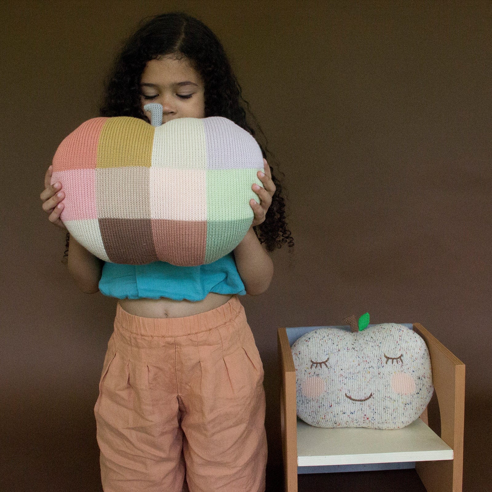 Apple Pillow Tweedy