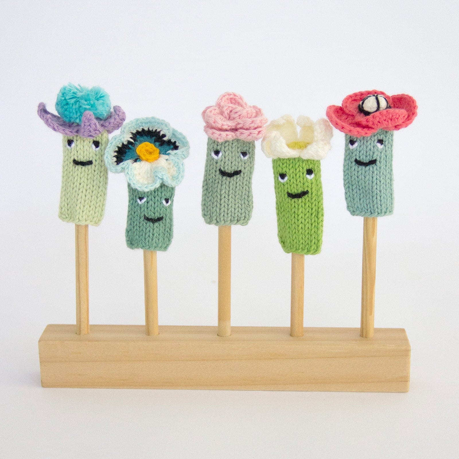 Finger Puppet Flower (set of 5)