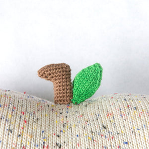 Apple Pillow Tweedy